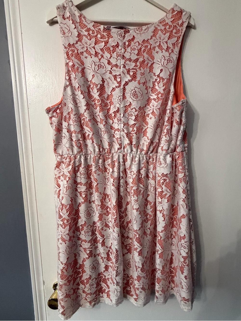 New Look Coral-Lined White Lace Sundress - Picture 2 of 4